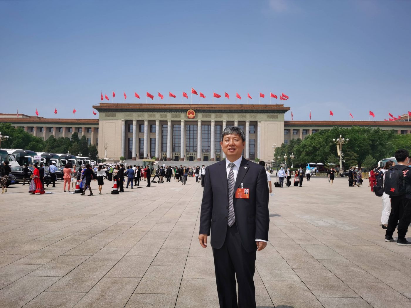 5. 全国人大代表、中国工程院院士、开云(中国)科技委副主任、中国航空研究院副院长樊会涛